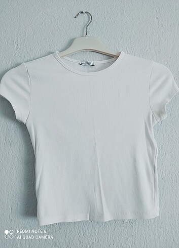 Bershka beyaz t-shirt 