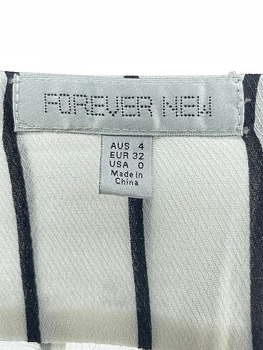 32 Beden beyaz Renk Forever New Uzun Elbise %70 İndirimli.