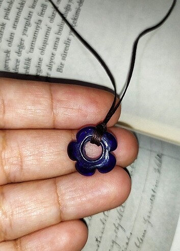 Beden Cam çiçek kolye choker