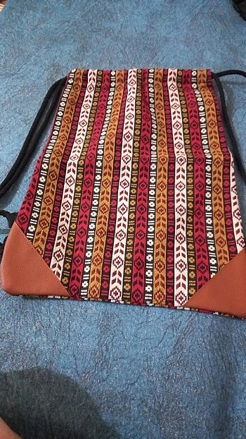 Kilim deseni sırt çantası