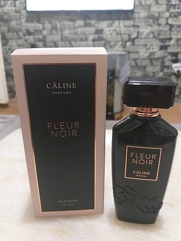 Caline Fleur Noir Parfüm