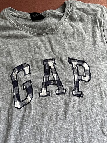 Gap GAP gri tshirt