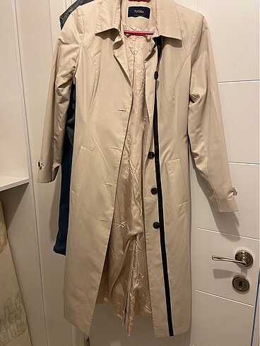 36 Beden Tuğba trenchcoat ürünü krem rengi