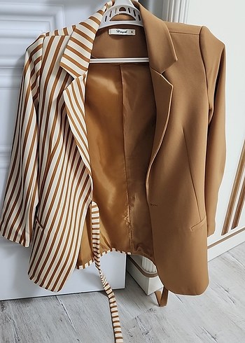 Kahverengi Çizgili Kemerli Kadın Blazer