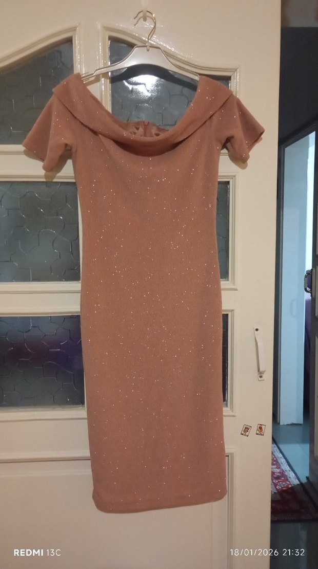 Kısa  Kollu Drapeli Gece Elbisesi - Görsel 4