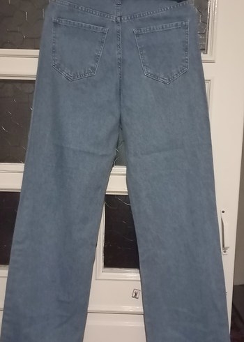 Yırtık Detaylı Rahat Kesim Mavi Kadın Jean - Görsel 5