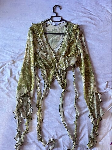 xs Beden bershka croplar