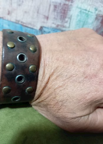 Koyu Kahverengi Punk Deri Bileklik