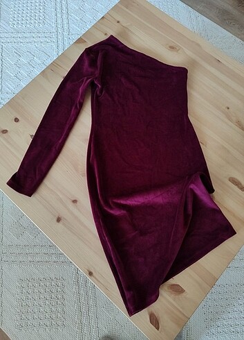 Kadife bordo elbıse