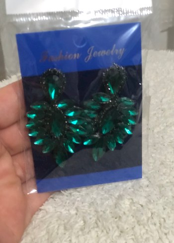 Yeşil Taşlı Parlak Taç ve küpe - Görsel 2