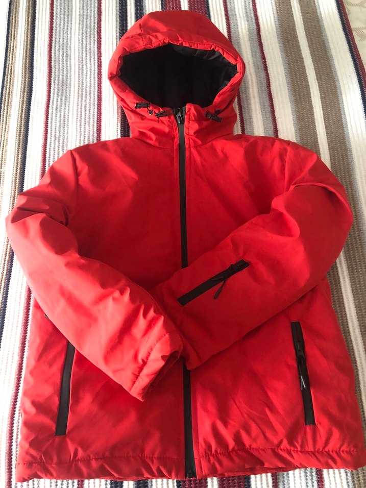 Kapüşonlu Kırmızı Erkek Çocuk Mont - Görsel 2