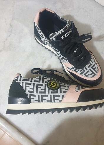 Fendi 36