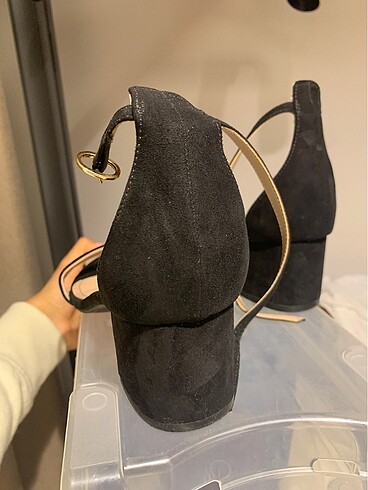 H&M Siyah Süet sandalet