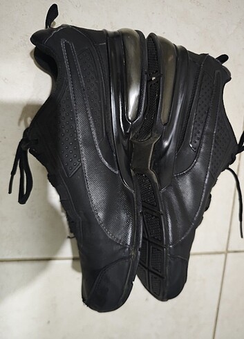 44 Beden siyah Renk Puma 44
