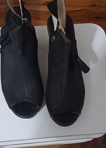 39 Beden Siyah topuklu ayakkabı 