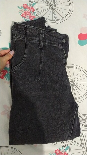 28 Beden gri Renk Koyu renk jean