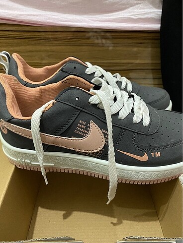 Nike sneaker ayakkabı