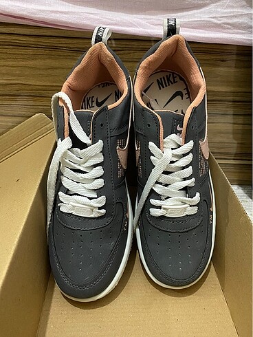 sneaker ayakkabı