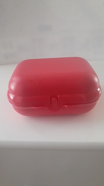 Tupperware beslenme kutusu