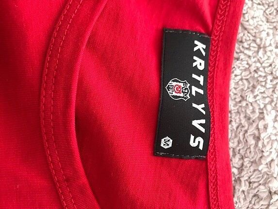 Beşiktaş Kartal Yuvası Kırmızı tişört