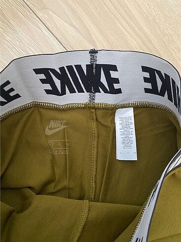 s Beden Nike Tayt