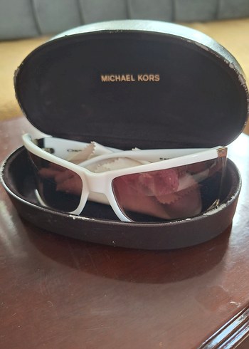 Şeffaf Gri Kadın Minimalist Gözlük - Görsel 4