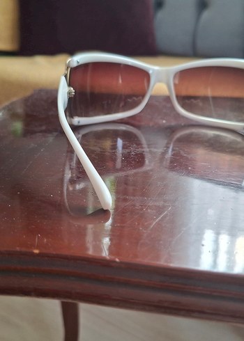 Şeffaf Gri Kadın Minimalist Gözlük - Görsel 3