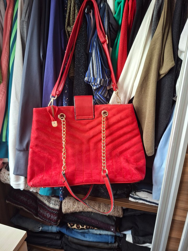 Kırmızı Süet Zincir Detaylı Kadın Çanta - Görsel 2
