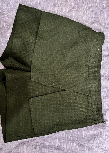 Düğmeli Siyah kışlık Mini Şort - Görsel 3