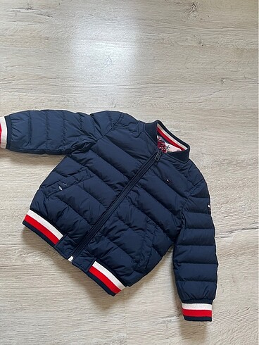 24-36 Ay Beden Çift taraflı mont Tommy Hilfiger 86 cm