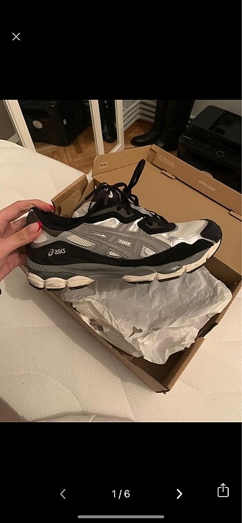 Asics spor ayakkabı