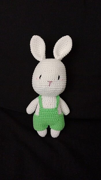 Amigurumi Oyuncak Tavşan