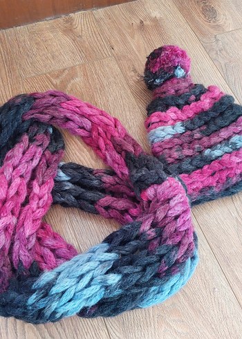 Kadın Çok Renkli Örgü Bere ve Atkı Seti - Görsel 2