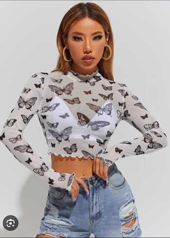 Uzun Kollu Kelebek Desenli Crop Bluz