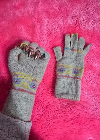 Renkli Desenli Gri Örgü Kadın Eldiven - Görsel 2