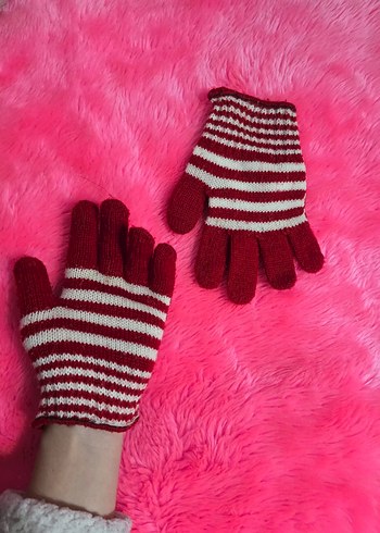Kırmızı Çizgili Kız Eldiveni - Görsel 2