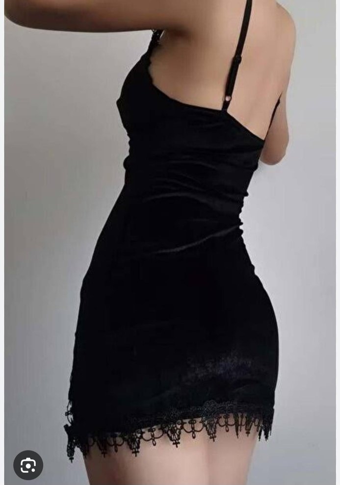 Siyah Dantel Detaylı Gotik Mini Elbise - Görsel 3