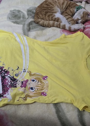 Sarı Baskılı, Kısa Kollu, Dar Kesim - Görsel 4