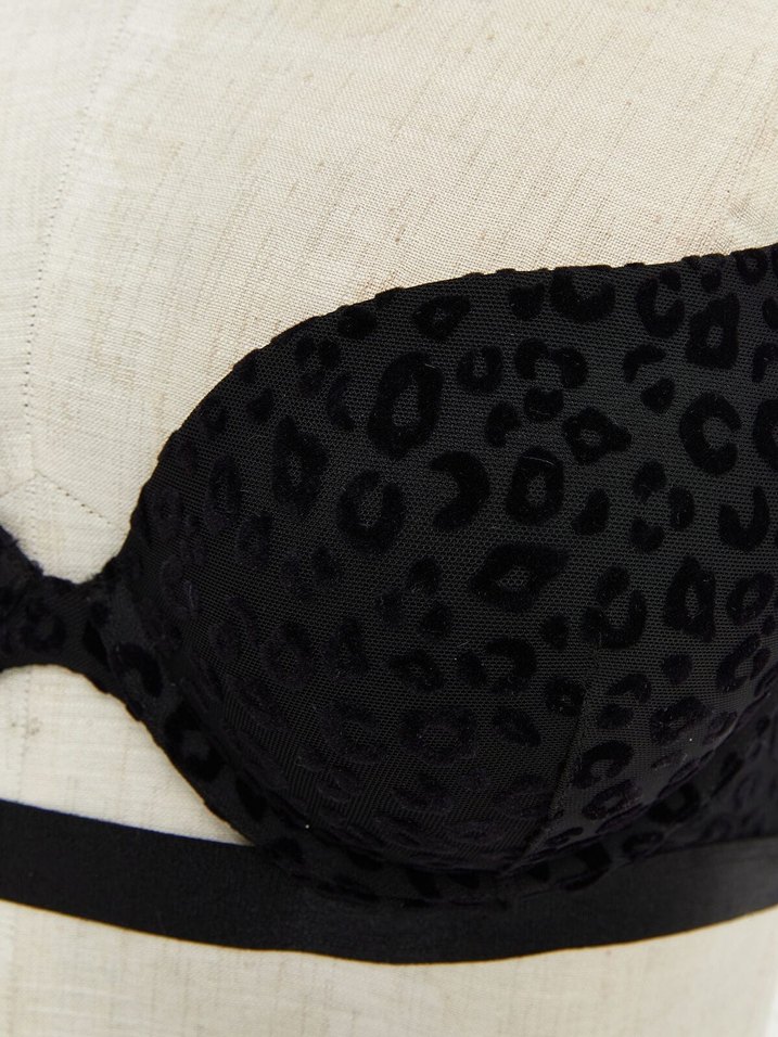 Siyah Gotik Tarzda 85B Sütyen - Görsel 2