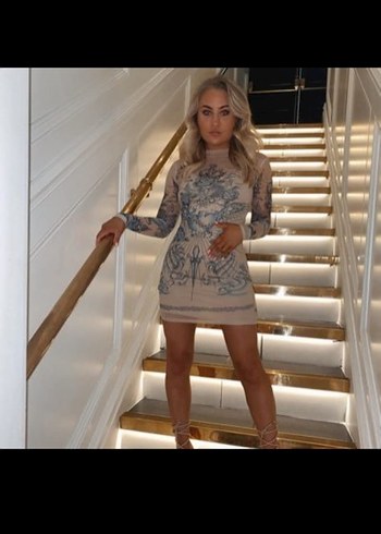 Drapeli Yüksek Yakalı Gri Baskılı Midi Kalem Elbise - Görsel 15