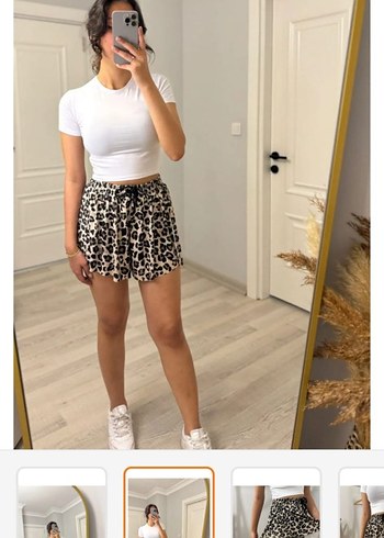 m Beden Leopar Desenli Kemerli Kadın Mini Şort