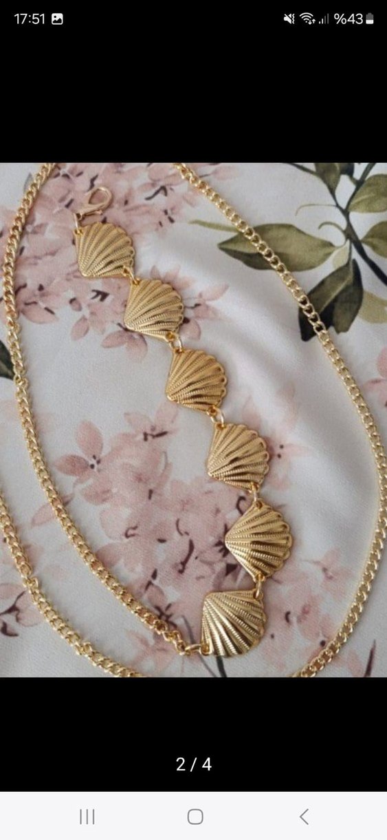 Altın Renkli Zincir Detaylı Vücut Zinciri - Görsel 2