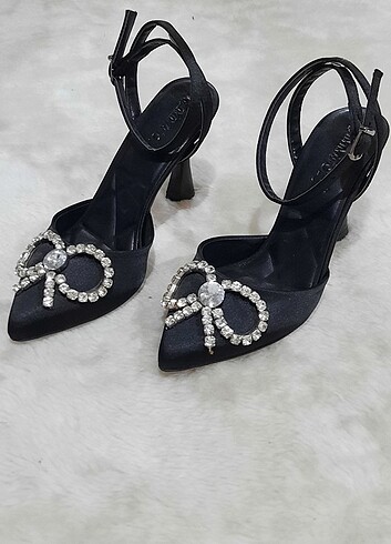 38 Beden siyah Renk Kadın taş tokali saten bağlı ayakkabı 