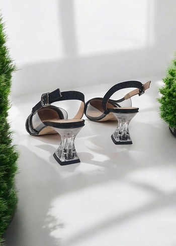 39 Beden Siyah Parlak Taşlı Stiletto Kadın Abiye Ayakkabı