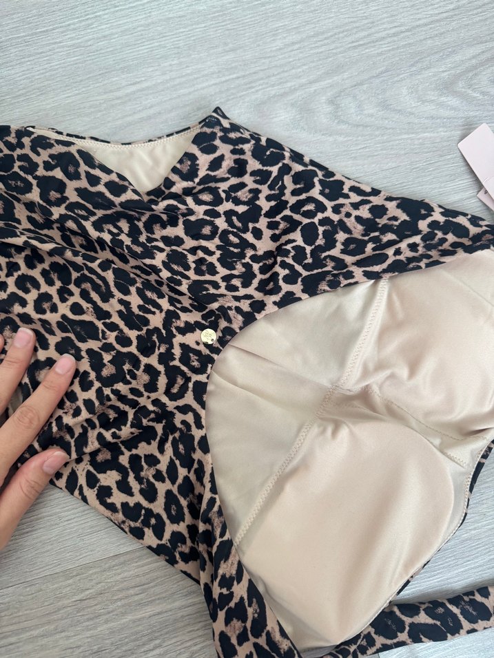 Tek Omuzlu Leopar Desenli Kadın Mayo - Görsel 5