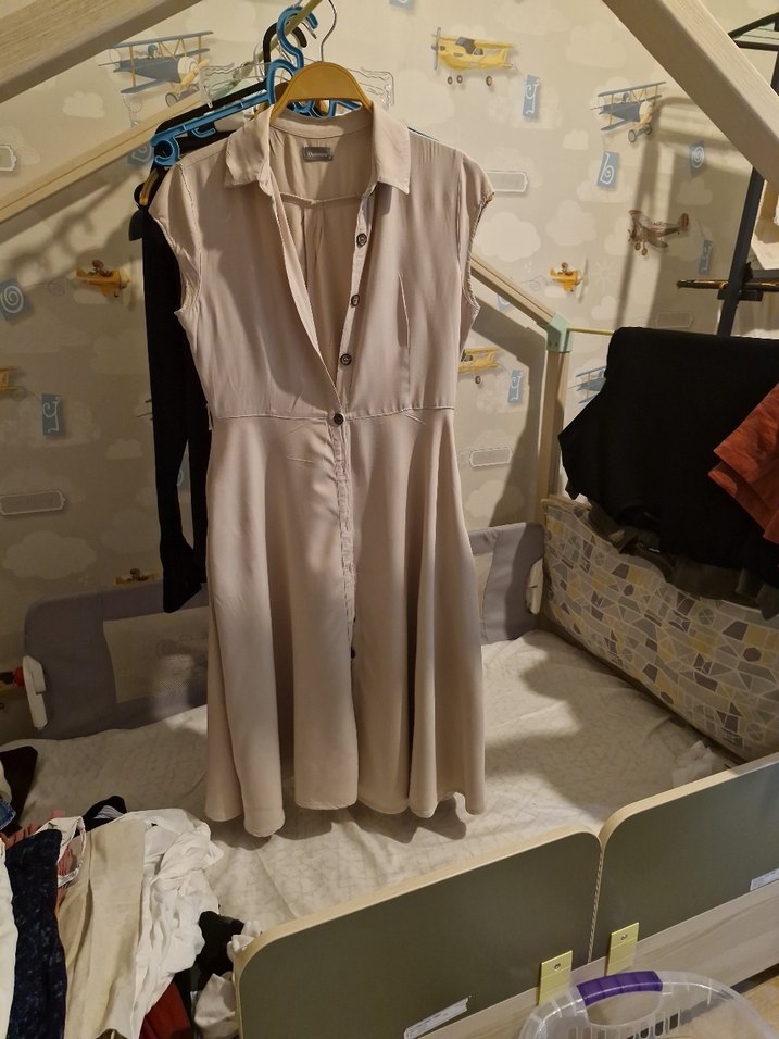 Bej Düğmeli Midi elbise - Görsel 4