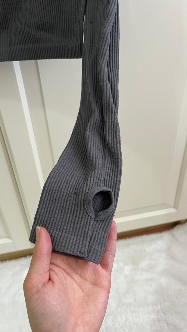 Gri Mini Straplez Halter Yaka Bluz - Görsel 5