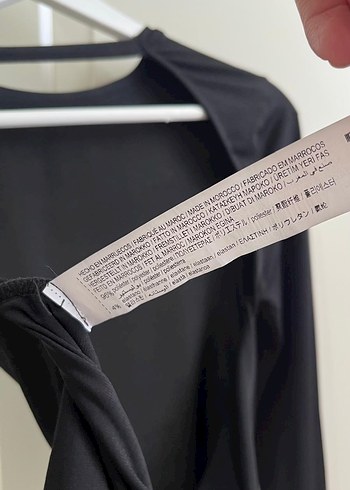 Siyah Uzun Kollu Minimalist Bluz - Görsel 2