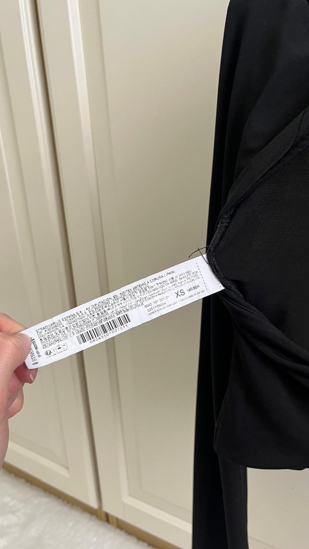 Siyah Uzun Kollu Minimalist Bluz - Görsel 3