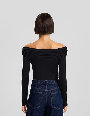 m Beden siyah Renk Bershka Bluz